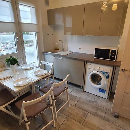 Appartement Avec Parking Gratuit Proche De Village De Marque Bourgoin-Jallieu ภายนอก รูปภาพ