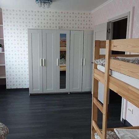 Appartement Avec Parking Gratuit Proche De Village De Marque Bourgoin-Jallieu ภายนอก รูปภาพ