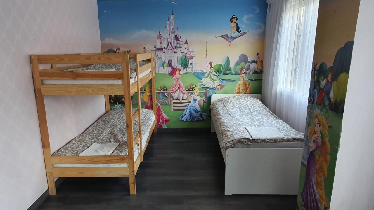 Appartement Avec Parking Gratuit Proche De Village De Marque Bourgoin-Jallieu ภายนอก รูปภาพ